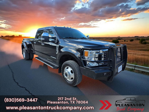 Used 2021 Ford F350 Lariat w/ Chrome Package image 1