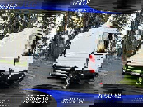 Used 2020 Ford Transit 250 Medium Roof image 9
