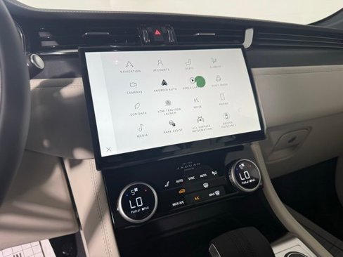 New 2026 Jaguar F-PACE R-Dynamic S image 20