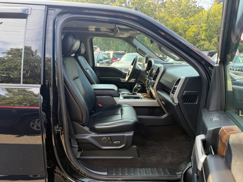 Used 2018 Ford F150 Lariat image 13