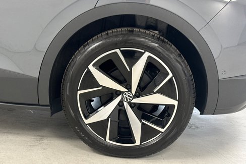 New 2025 Volkswagen ID.4 Pro S Plus image 23