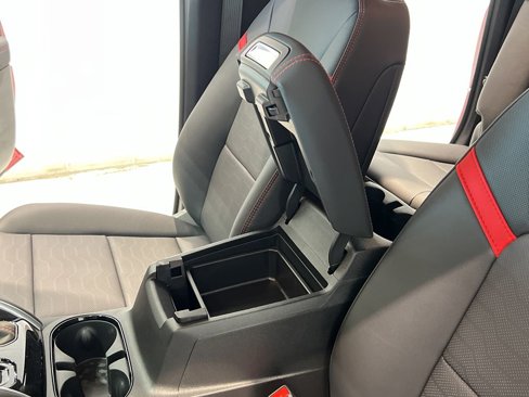 New 2026 Chevrolet Colorado Z71 w/ Technology Package image 16