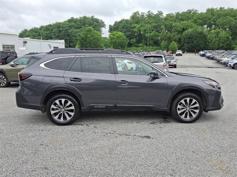Certified 2025 Subaru Outback Limited w/ Popular Package #2 image 8