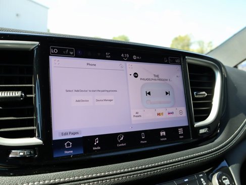 New 2026 Chrysler Pacifica Select image 35