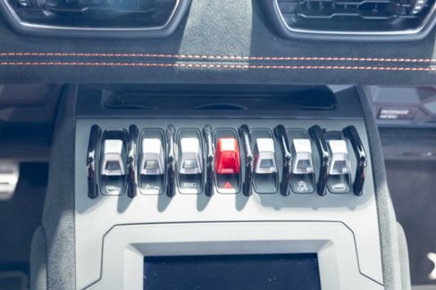 Used 2022 Lamborghini Huracan STO image 18
