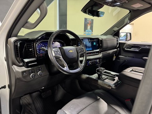Used 2022 Chevrolet Silverado 1500 LTZ w/ LTZ Premium Package image 10