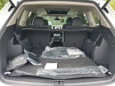 New 2026 Volkswagen Atlas SE image 8