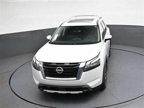 New 2025 Nissan Pathfinder Platinum image 29
