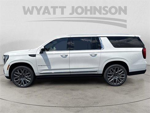 New 2025 GMC Yukon XL Denali Ultimate image 2