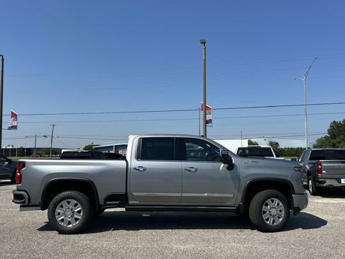 New 2025 Chevrolet Silverado 2500 High Country w/ Technology Package image 5
