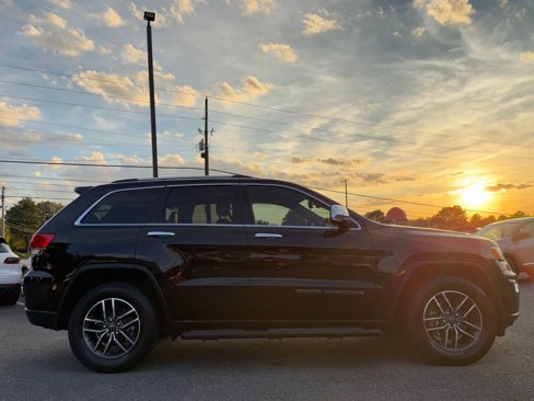 Used 2019 Jeep Grand Cherokee Limited image 6