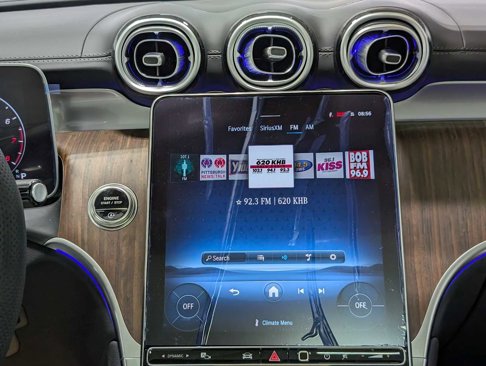 New 2025 Mercedes-Benz GLC 300 4MATIC image 17