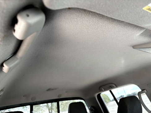 Used 2016 Nissan Frontier SV image 15