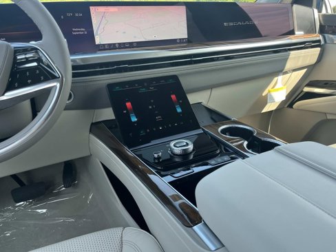 New 2025 Cadillac Escalade Sport Platinum image 15