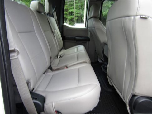 Used 2019 Ford F350 XL image 27