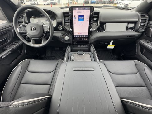 New 2025 RAM 1500 Limited image 32