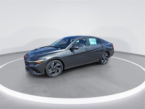 New 2025 Hyundai Elantra SEL image 4