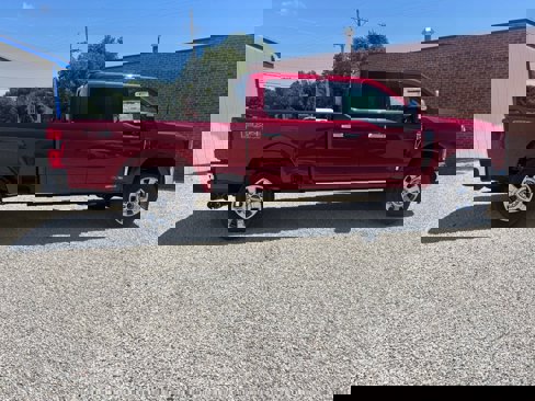 New 2025 Ford F250 Lariat image 2