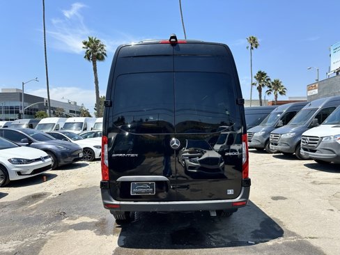 Used 2024 Mercedes-Benz Sprinter 2500 image 8