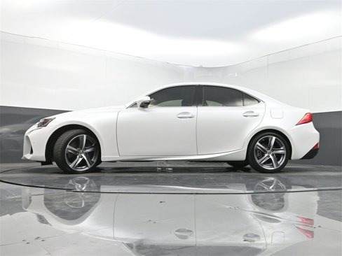 Used 2019 Lexus IS 300 image 28