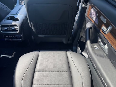 New 2026 Mercedes-Benz GLS 450 4MATIC image 23