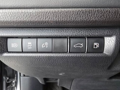 Used 2025 Toyota Camry XSE image 33