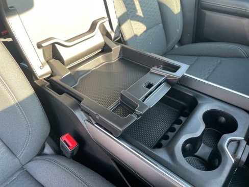 New 2026 RAM 1500 4x4 Crew Cab image 37