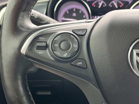 Used 2019 Buick Envision Essence image 30