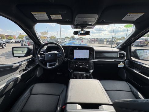 New 2025 Ford F150 Lariat image 16