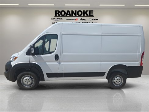 Used 2025 RAM ProMaster 2500 w/ Safety Group image 5
