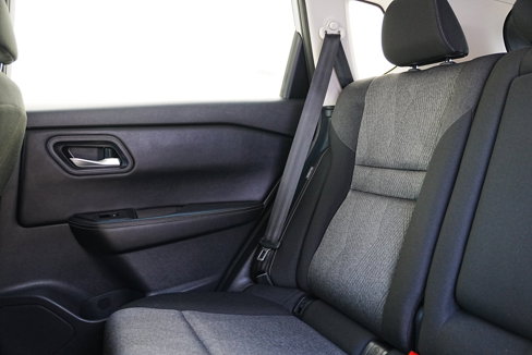 Used 2024 Nissan Rogue SV image 13