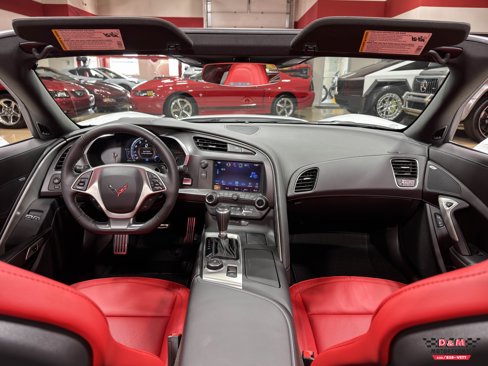 Used 2016 Chevrolet Corvette Stingray Coupe image 12