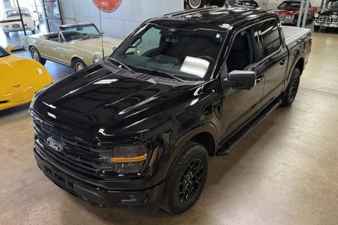 Used 2024 Ford F150 XLT w/ Equipment Group 302A MID image 9