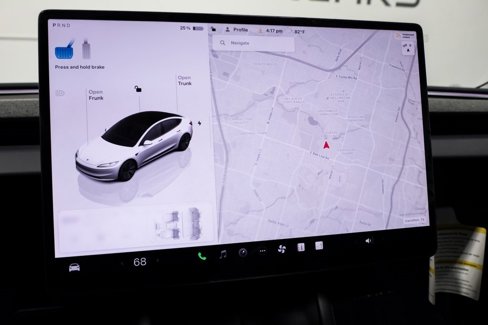 Used 2025 Tesla Model 3 Long Range image 23