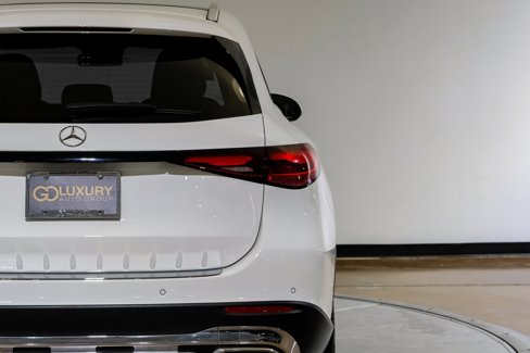 Used 2025 Mercedes-Benz GLC 300 image 47