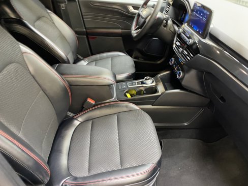 Used 2025 Ford Escape ST-Line Select image 26