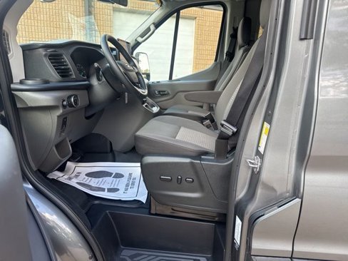 Used 2025 Ford Transit 350 XLT image 9