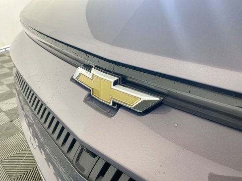 New 2025 Chevrolet Equinox EV LT w/ Convenience Package II image 29