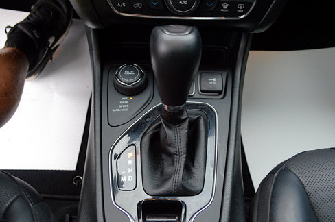 Used 2022 Jeep Cherokee Limited image 29