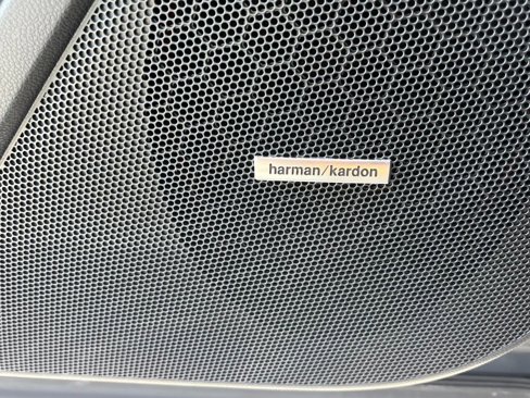 Used 2022 Subaru Forester Limited image 19