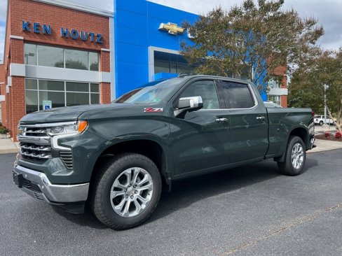 New 2026 Chevrolet Silverado 1500 LTZ w/ LTZ Premium Package image 1
