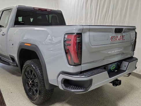 Certified 2025 GMC Sierra 2500 AT4 w/ AT4 Premium Plus Package image 6