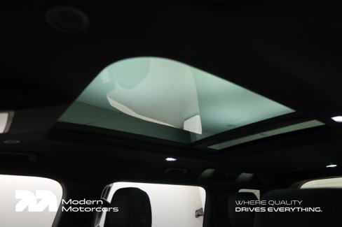 Used 2024 Land Rover Defender 110 X-Dynamic SE image 45