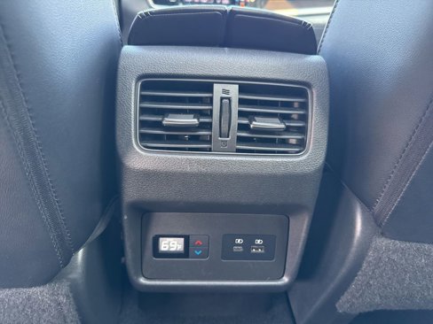 Used 2021 Nissan Rogue SL image 29