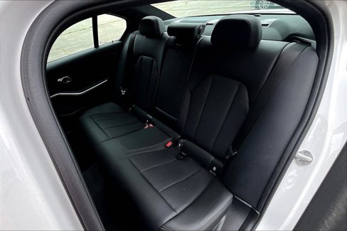 Used 2024 BMW 330i Sedan image 38