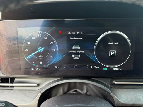 Used 2024 Kia Carnival SX image 24