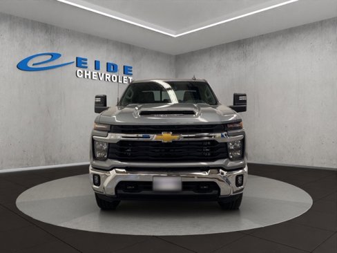 New 2026 Chevrolet Silverado 3500 LT image 8