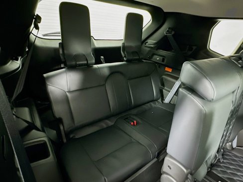 New 2024 Mitsubishi Outlander SEL image 32