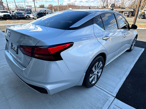 Used 2022 Nissan Altima 2.5 S image 11