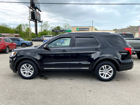 Used 2019 Ford Explorer XLT image 10